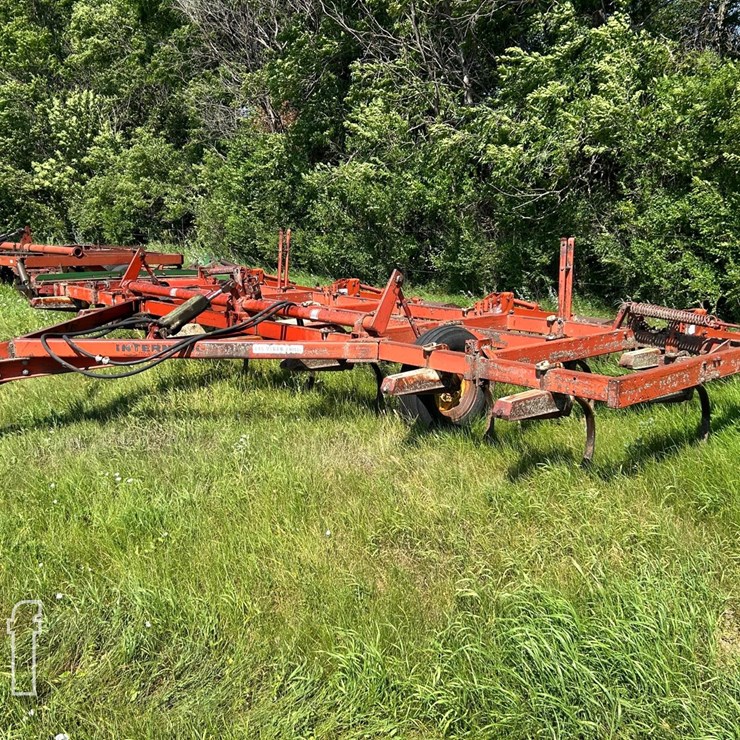 INTERNATIONAL 645