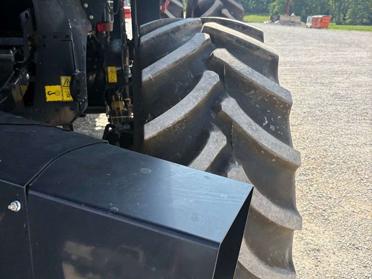 2020-case-ih-8250-image-14