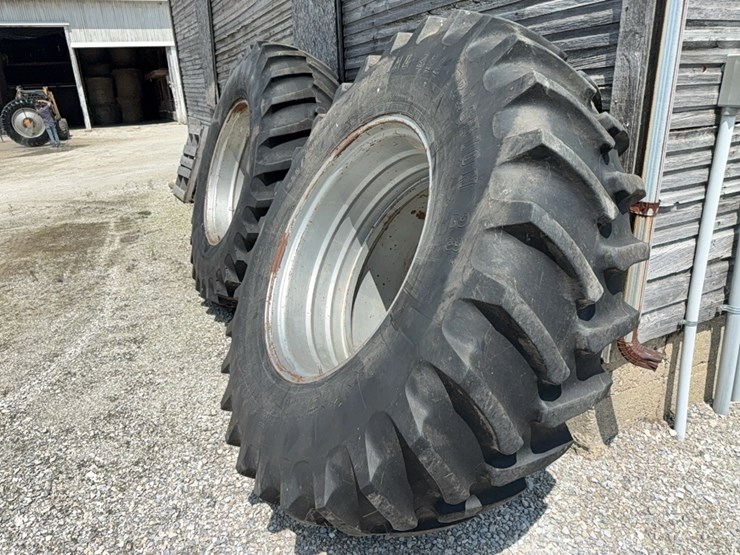 firestone-20.8r38-t-rail-duals-image-8