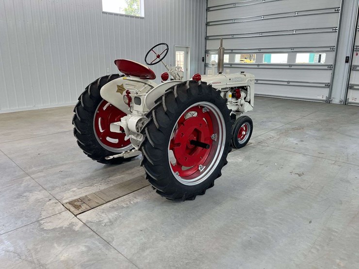 farmall-c-demonstractor,-15-hours-on-rebuilt-engine,-reman-starter,-dual-pto,-new-5.00-15-fronts,-ne-image-3