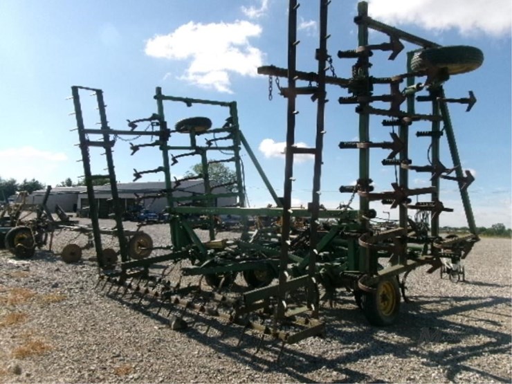 john-deere-1000-image-7