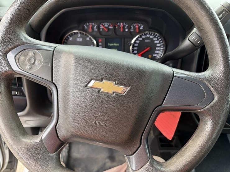 2017-chevrolet-silverado-1500-image-29