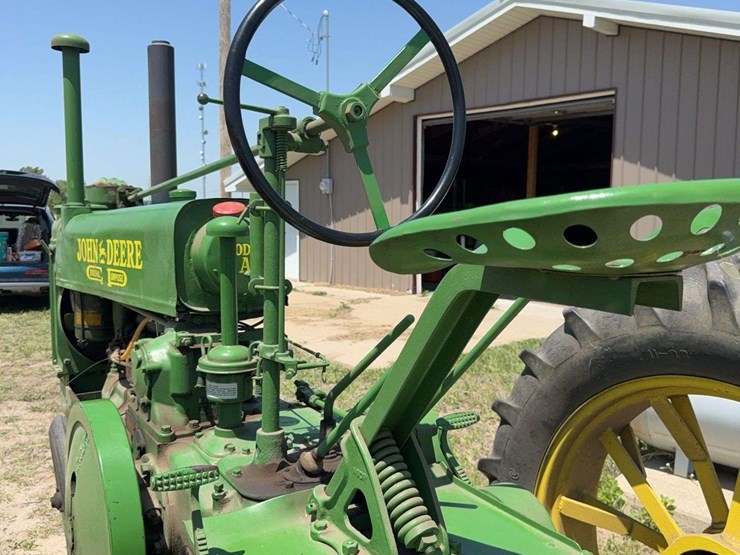 john-deere-model-a-image-40