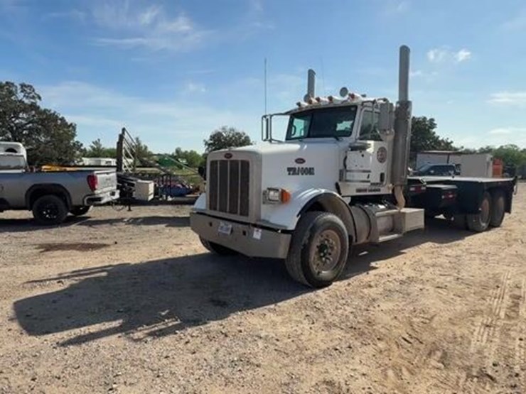 2009-peterbilt-367-image-1