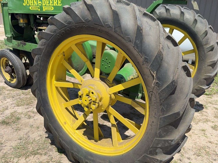 john-deere-model-a-image-17