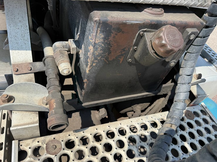2012-western-star-4900-image-13