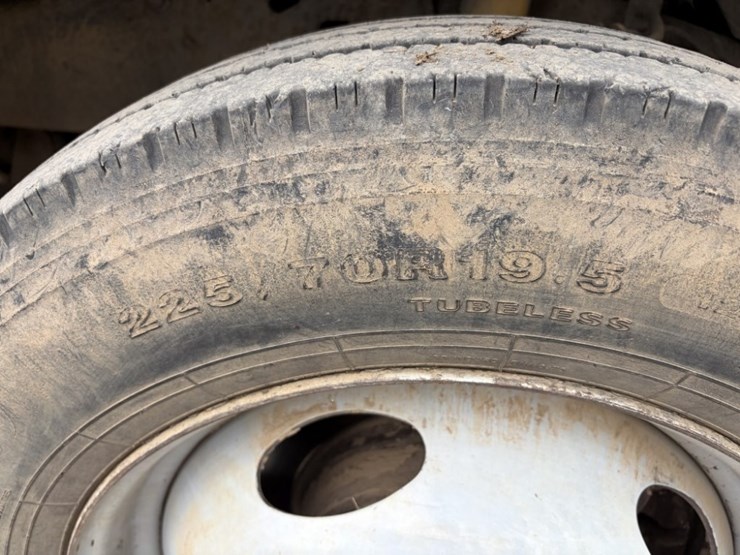 2003-ford-f450-image-16