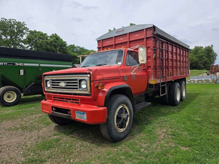 1974-chevrolet-c65-image-3