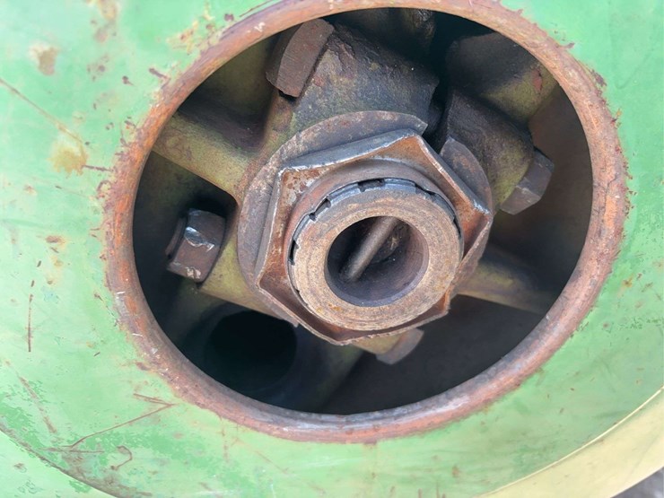john-deere-70-image-50
