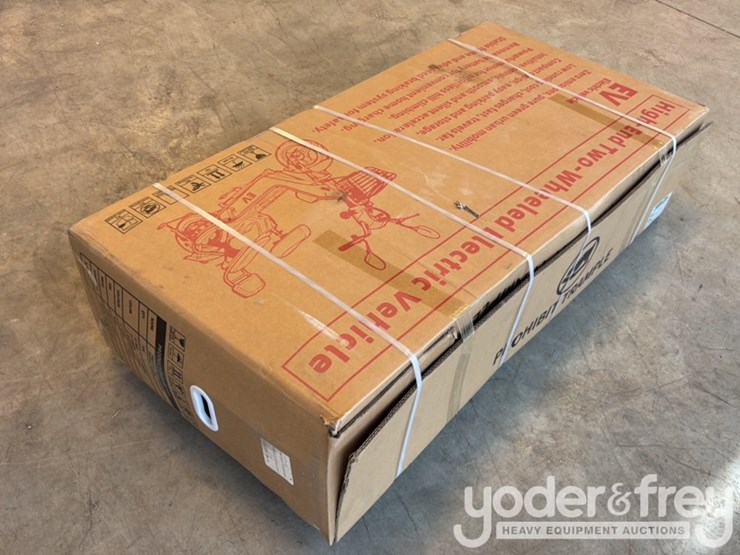 unused-ir-two-wheeled-electric-vehicle,-48v-battery,-400w-motor,-white-image-2