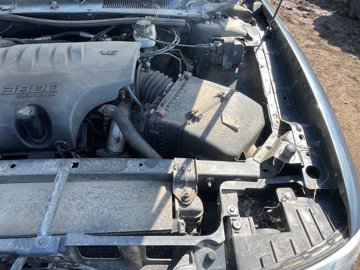 #4682-•-2005-buick-lesabre-(no-title,-for-parts)-image-48