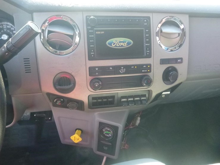 2016-ford-f650-image-19