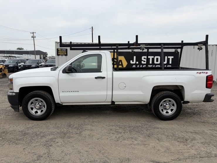 2017-chevrolet-silverado-1500-image-7