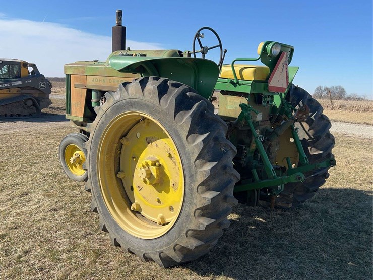 john-deere-720-image-3