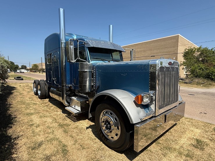 2006-peterbilt-379-image-5