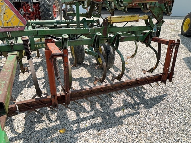 john-deere-1010-image-7