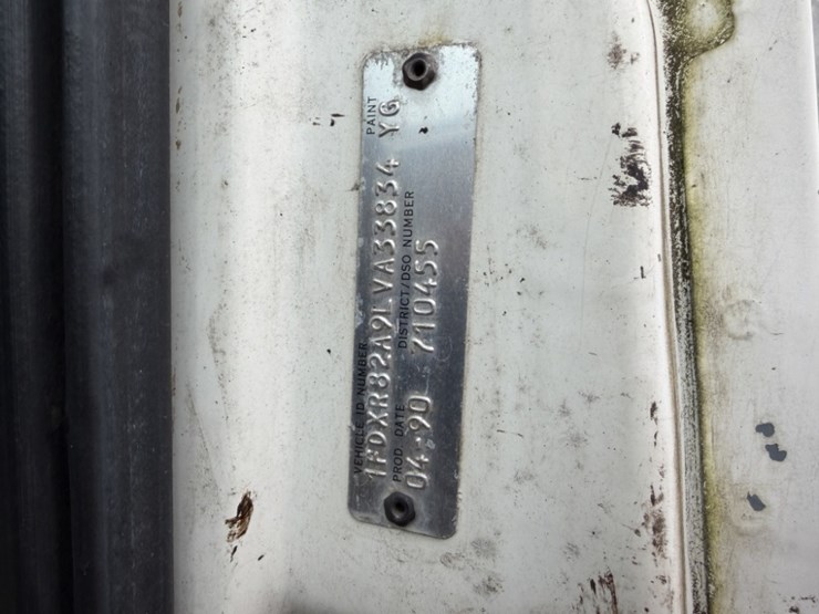 1990-ford-l8000-image-10