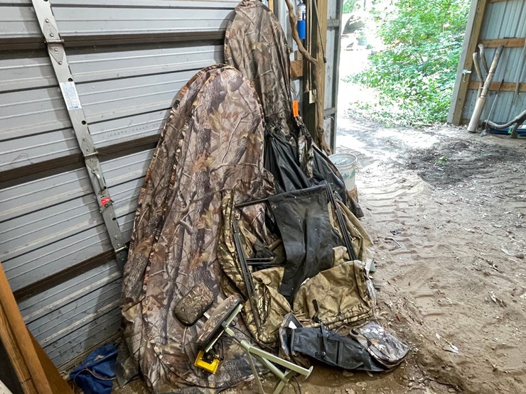 #7102-•-hunting-equipment-image-3