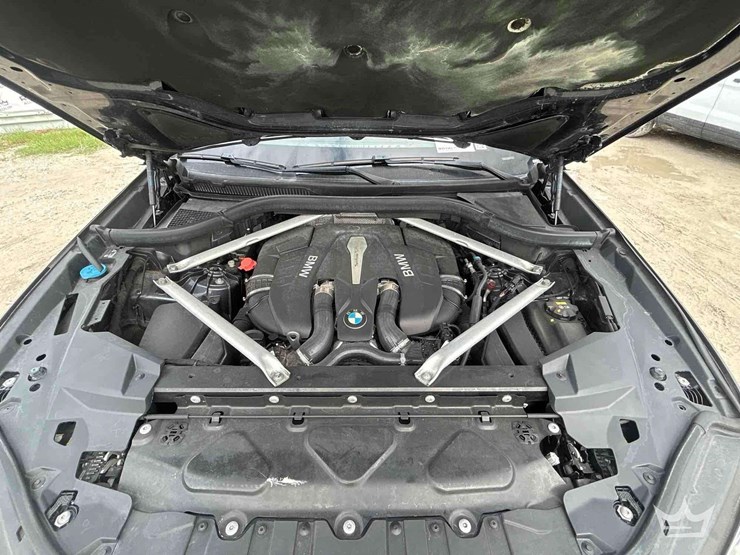 2011-bmw-x5-image-7