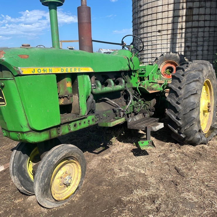 JOHN DEERE 4020
