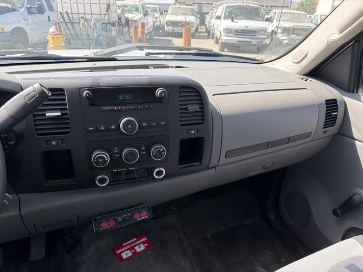 2007-chevrolet-silverado-1500-image-17