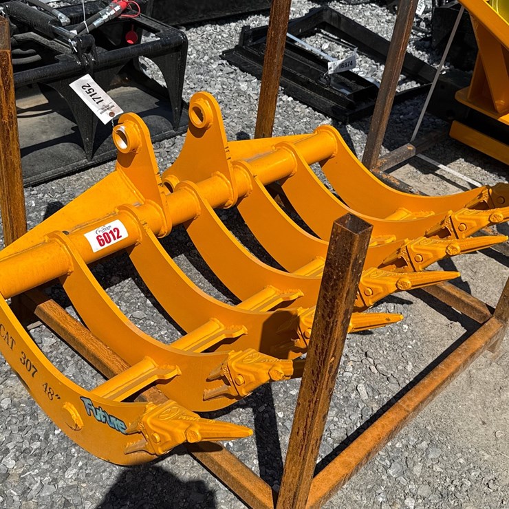 CATERPILLAR 307