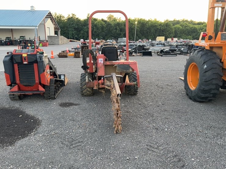 2007-ditch-witch-rt40-image-12