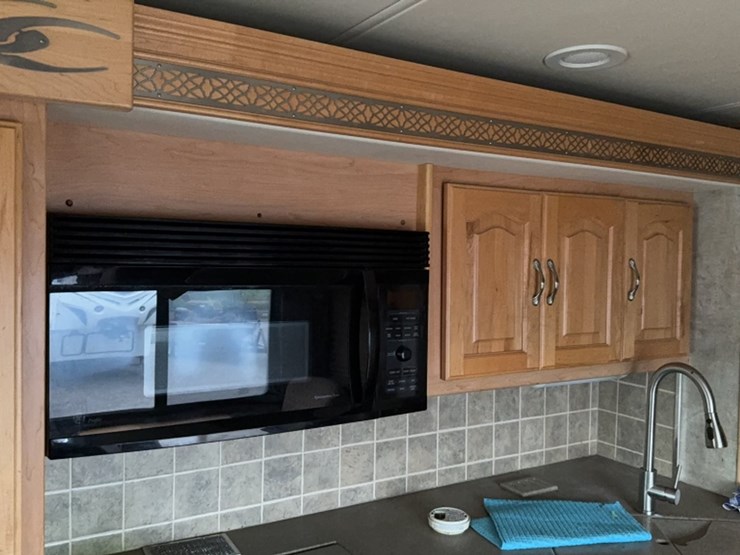 #3003-•-2003-coachman-40'-sports-coach-elite-motor-home-image-33