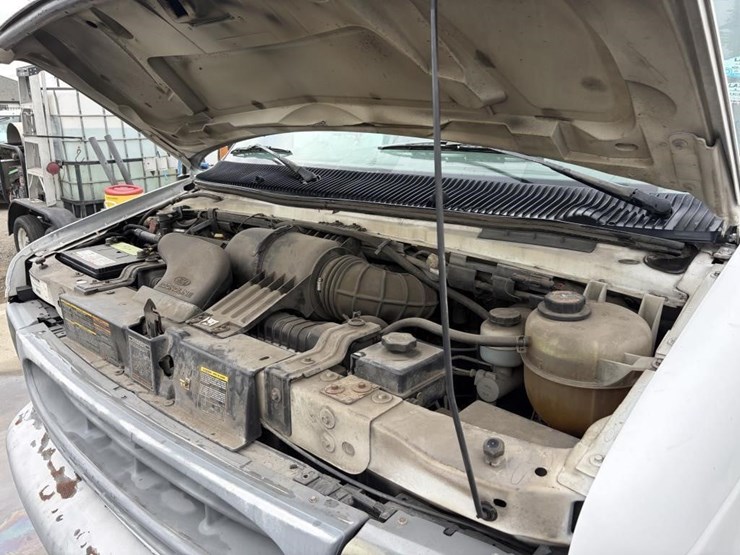 2001-ford-e350-image-7