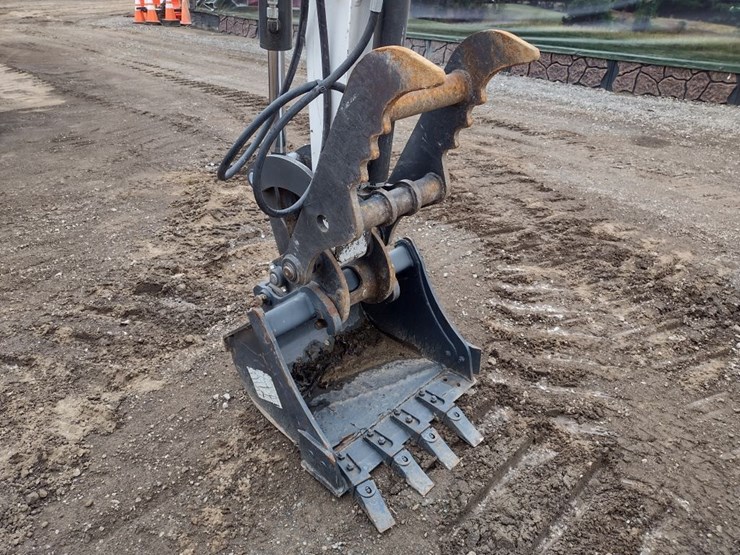 bobcat-e35-image-22
