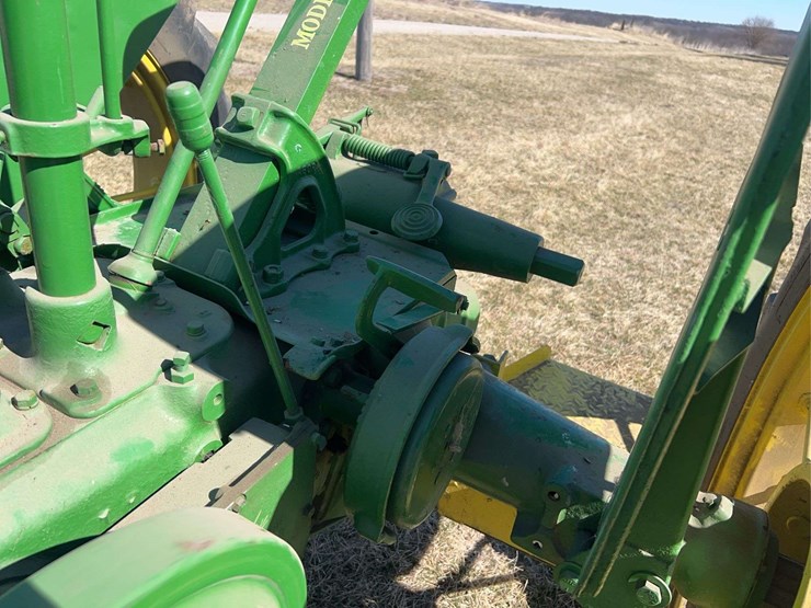 john-deere-model-b-image-51