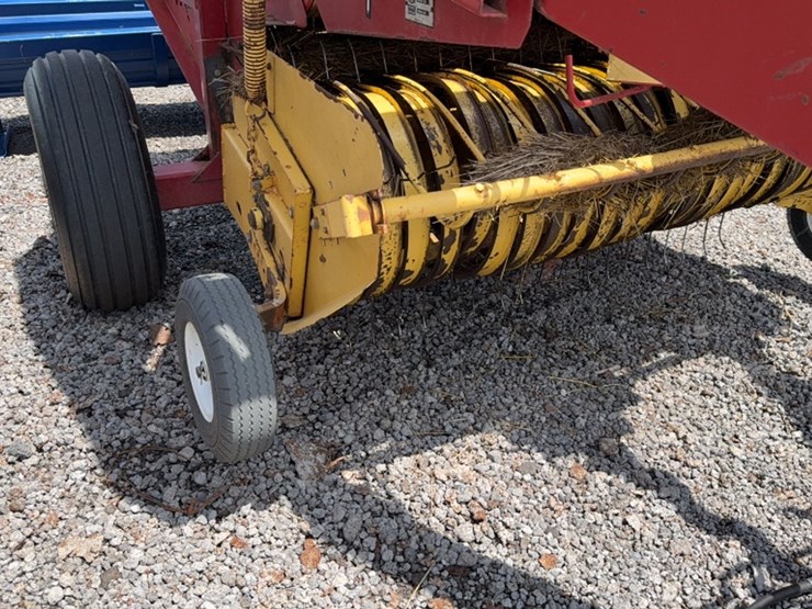 new-holland-630-image-3