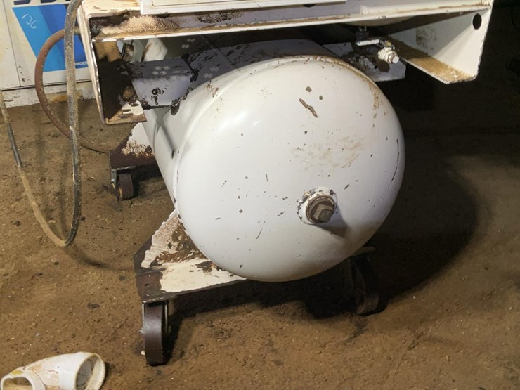 #137-•-1991-gardner-denver-ebepff-air-compressor-image-10