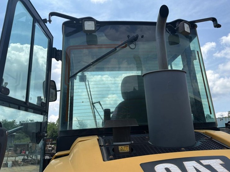 2015-caterpillar-908h2-image-51