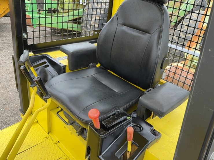 john-deere-450-image-11