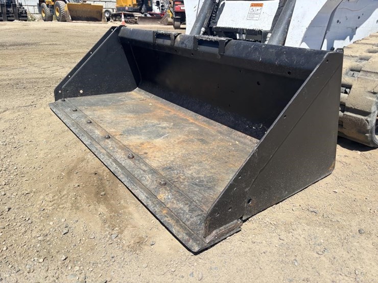 2019-bobcat-t595-image-10
