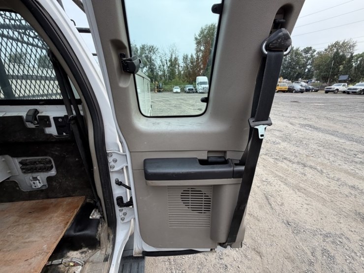 2009-ford-f350-xl-image-19