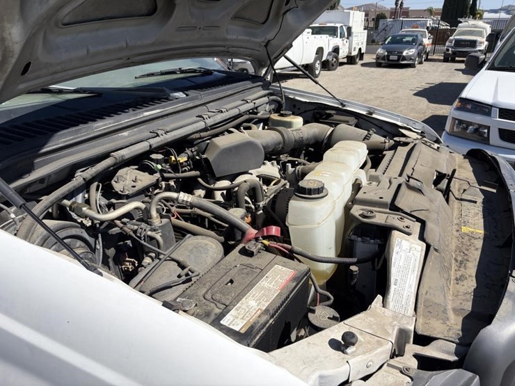 2004-ford-f350-image-10