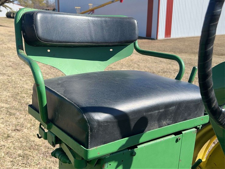 john-deere-50-image-33