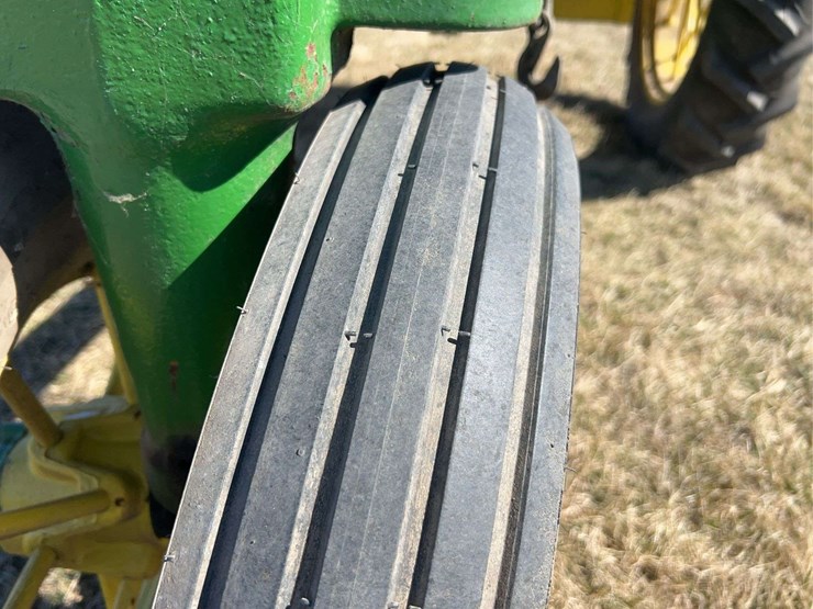 john-deere-model-b-image-18
