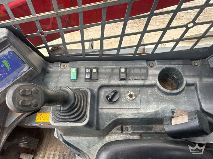 takeuchi-tl10v2-image-18