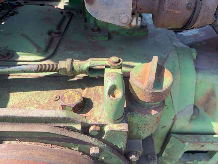 john-deere-70-image-60