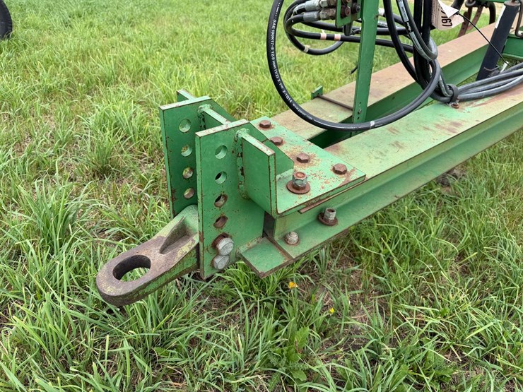 john-deere-680-image-10