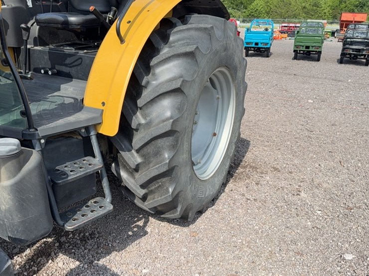 #3024-•-massey-ferguson-mf3635-tractor-image-16