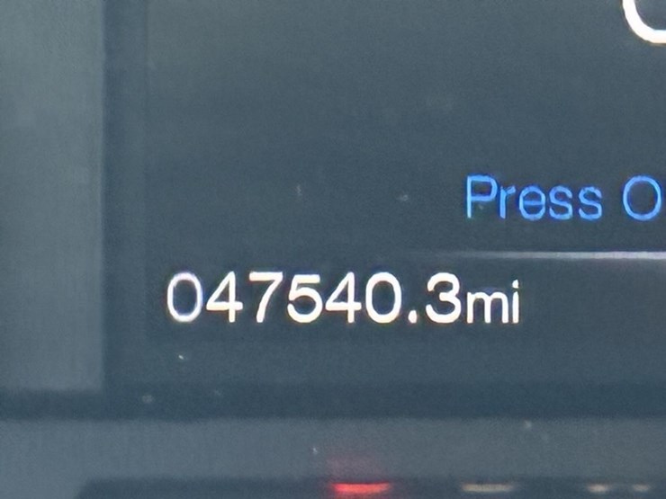 2016-ford-f150-image-15