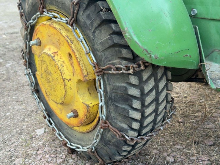 john-deere-110-image-24