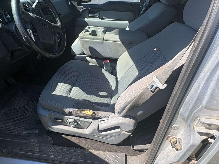 2013-ford-f150-xlt-image-17