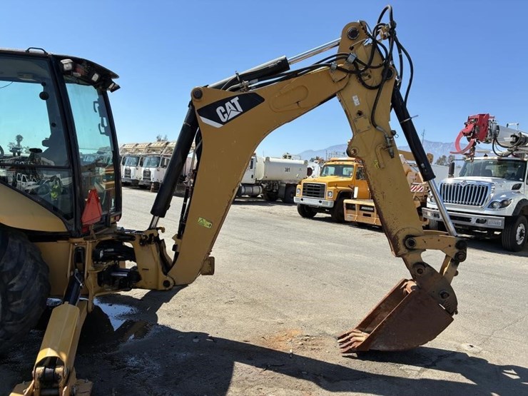 2008-caterpillar-430e-image-11