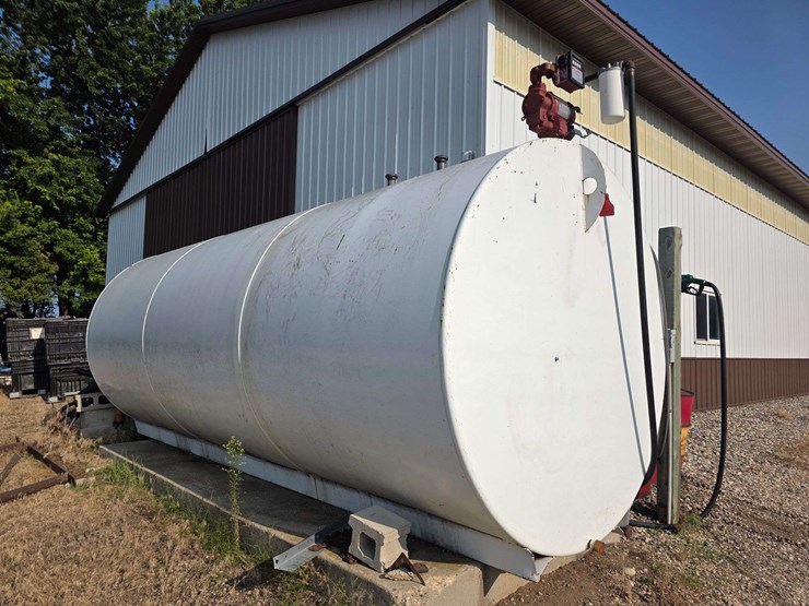 5,000-gallon-double-wall-fuel-tank,-8-years-old,-fill-rite-fr311v-–-110v-pump-with-hose-and-automati-image-2