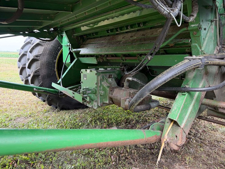 1997-john-deere-9600-image-11